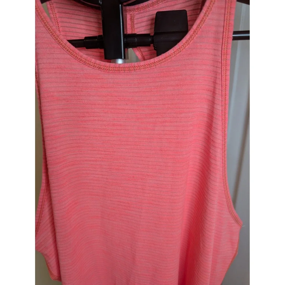 Lululemon Trapeze Twist‎ Tank Top Open Back Striped High Neck - Size 10